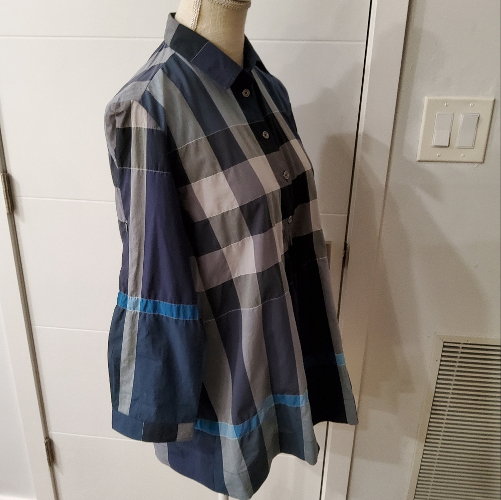 Burberry Brit Plaid Button-Up Shirt in Blue and Gray Size XS